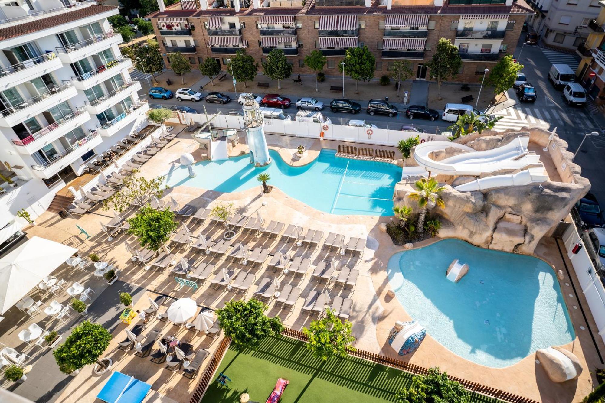 30º Hotels - Hotel Pineda Splash Pineda de Mar Buitenkant foto
